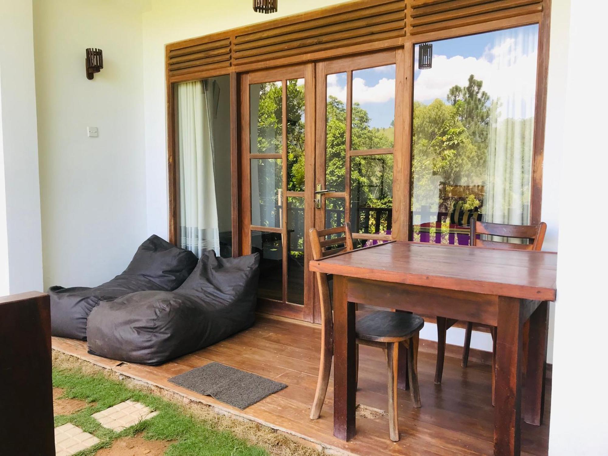 Ridge View Guest House -אלה מראה חיצוני תמונה